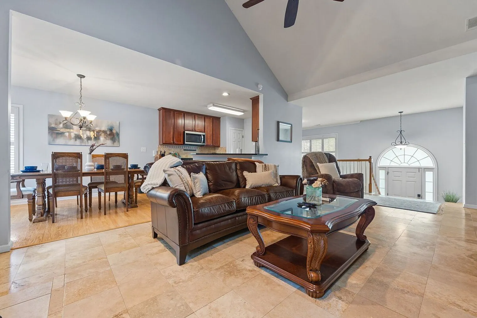 3 bed, 2.0 bath, $5,828 — Photo 1