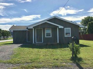 624 D St, Elgin, OK 73538