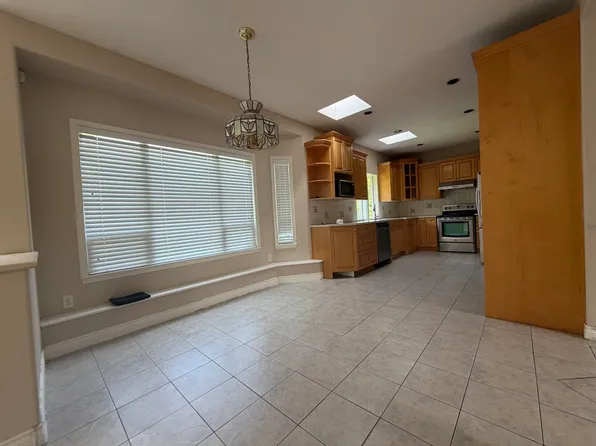 9228 Pinewell Cres, Richmond, BC V7A 2C6