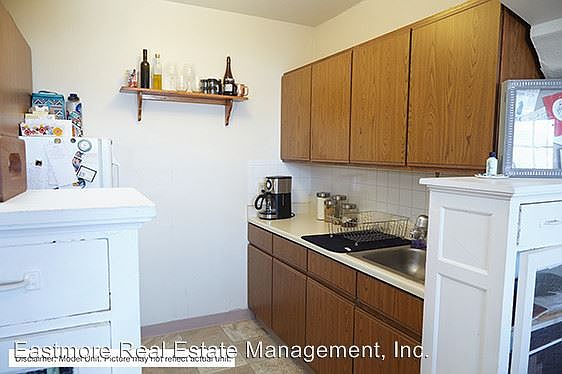 5th image of 2027 N Prospect Ave APT 102