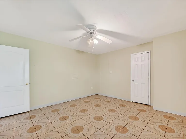968 Garapan St — Photo 23
