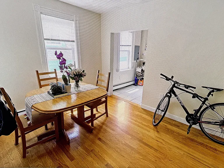 10 Lincoln Ave #1 — Photo 9