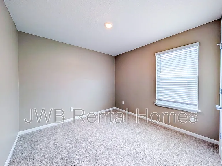 9868 Fiddleback Ln — Photo 7
