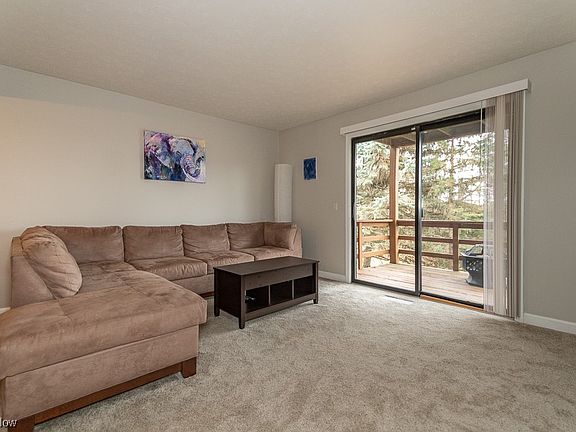 3rd image of 9001 Merchant Dr