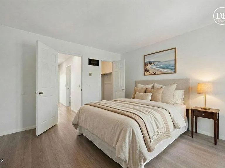 225 S Ventura Rd #101 — Photo 12