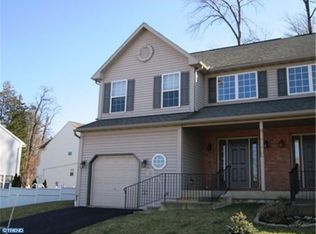 1506 Huron Dr, Sinking Spring, PA 19608