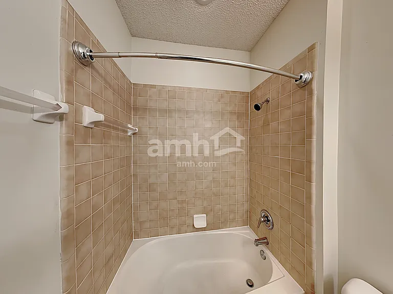 979 Misty Maple Ct — Photo 17