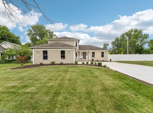 34993 Timberview Dr, Avon, OH 44011