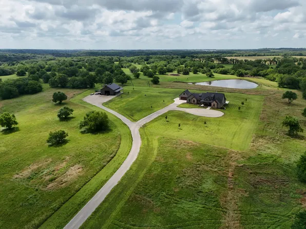 663 N 1851st Diag Rd, Lecompton, KS 66050
