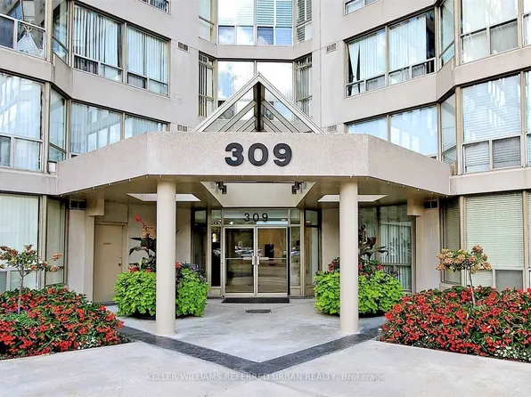 309 Major Mackenzie Dr E #420, Richmond Hill, ON L4C 9V5