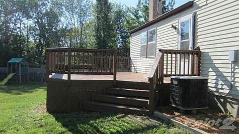 HUGE DECK