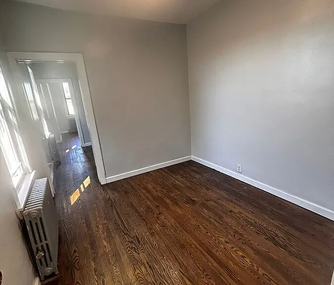 112 Maple St — Photo 6