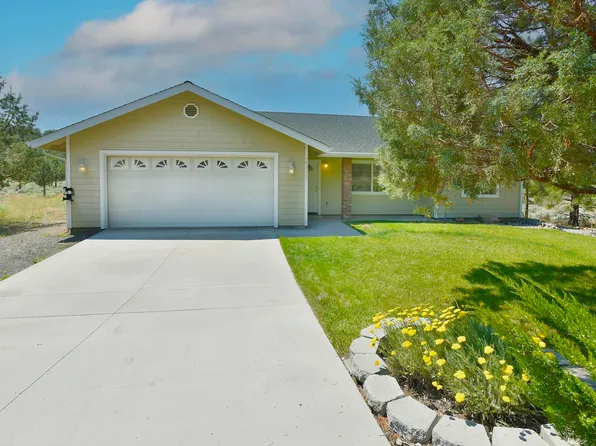 14131 Mountain Wood Dr, Weed, CA 96094