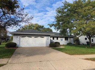 1145 Grandview Ave, Tomah, WI 54660