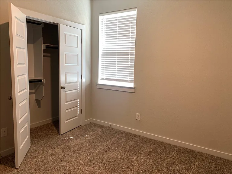 2913 Sage Ranch Dr — Photo 24