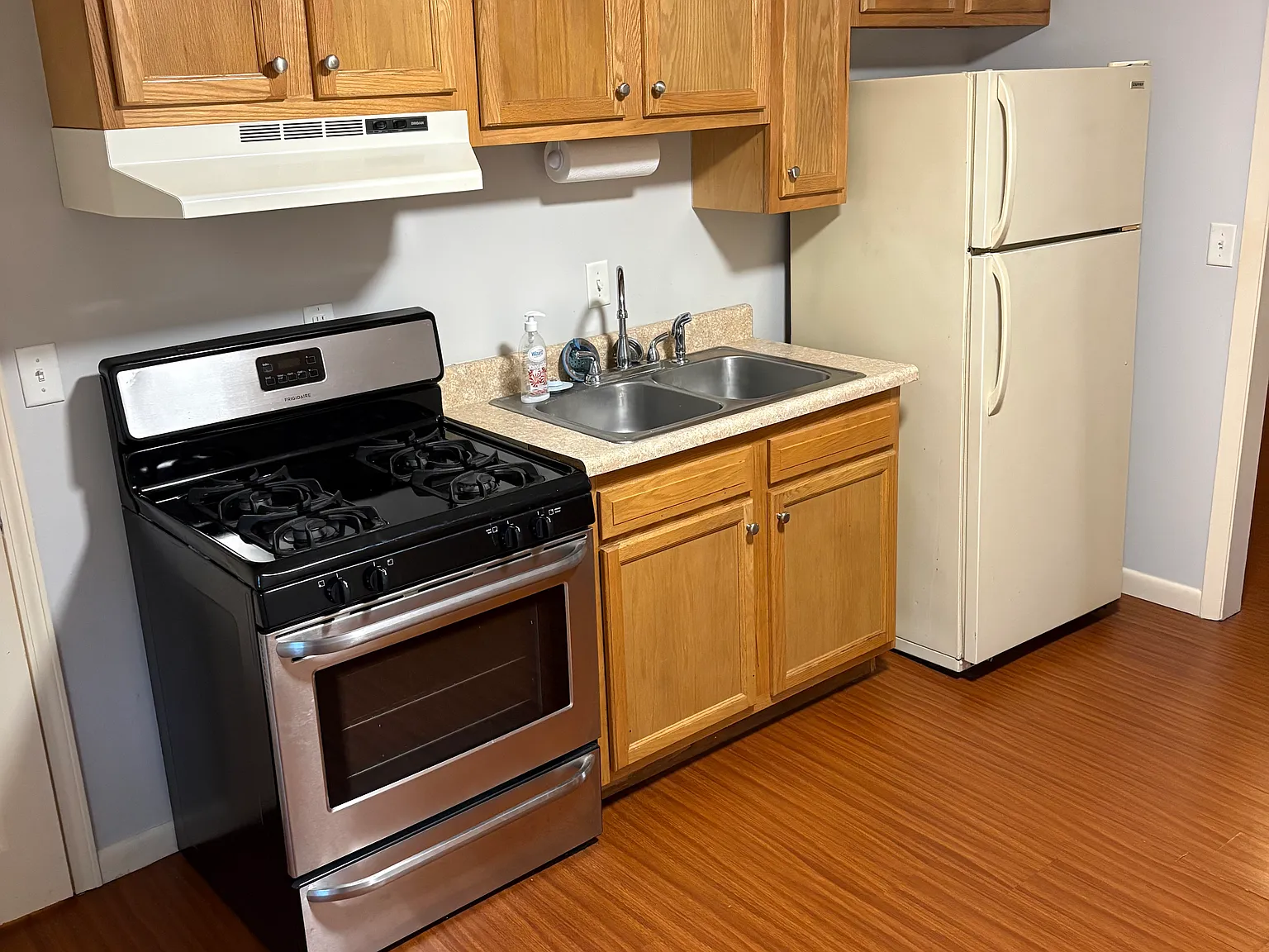 2 bed, $1,045 — Photo 3