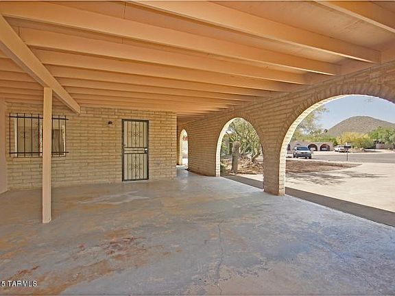 3rd image of 2560 W Calle Puebla