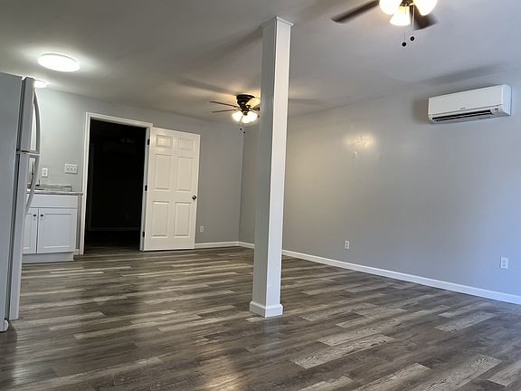 4th image of 960 Cross St #958