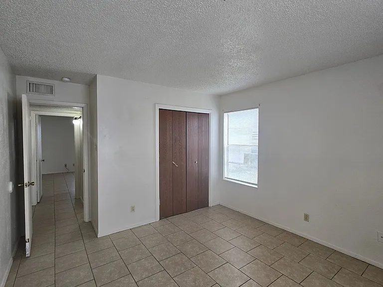 1309 Quail Cir #B — Photo 10