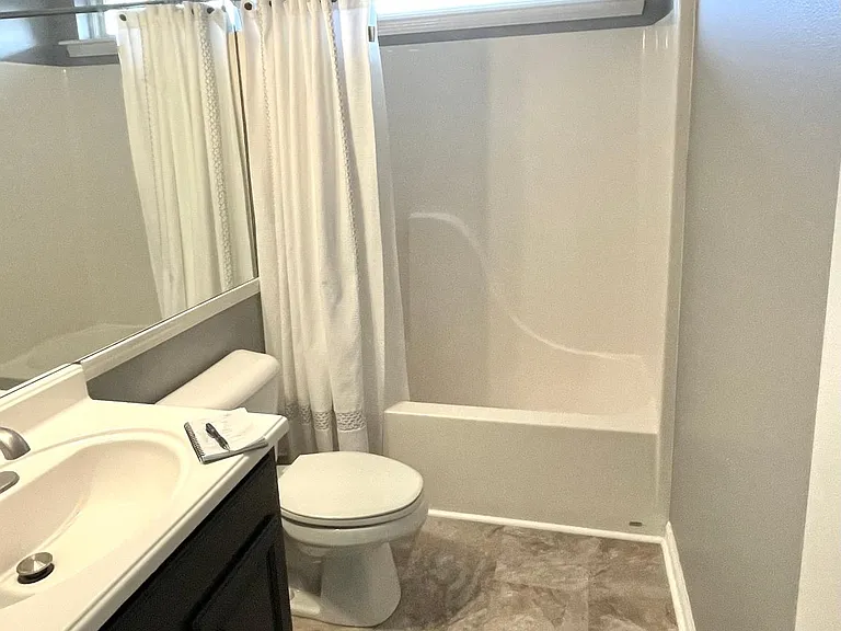 645 Declaration Ct — Photo 25