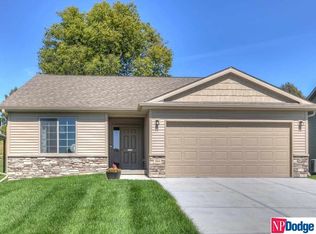 2804 N 202nd St, Elkhorn, NE 68022