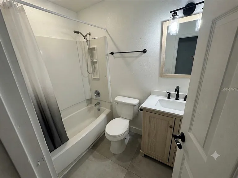 5355 SE 29th Pl — Photo 7