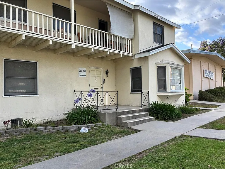 10007 Cole Rd — Photo 1
