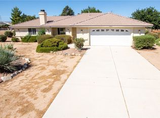7990 Hemlock Ave, Hesperia, CA 92345