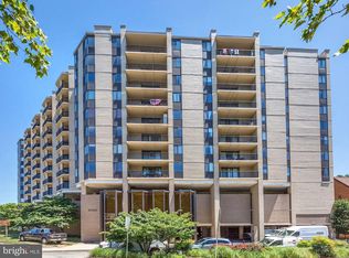 4242 E West Hwy APT 409, Chevy Chase, MD 20815