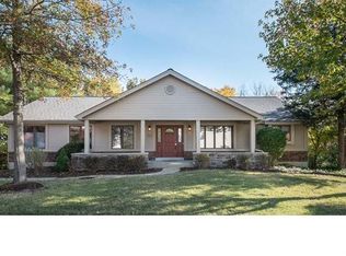 546 McBride Pointe Dr, Ballwin, MO 63011