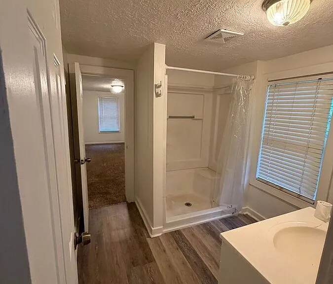 108 Greenwood Ave — Photo 18