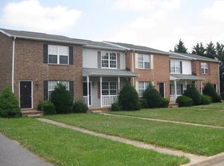 1246 Goldfinch Dr APT E, Harrisonburg, VA 22802