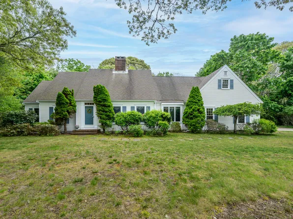 19 Elmcroft Way, Yarmouth Port, MA 02675