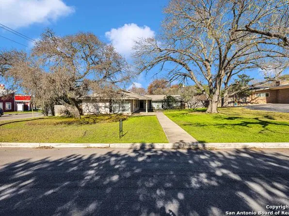 103 Oakhurst Pl, San Antonio, TX 78209