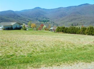 4 Orchard Dr #4, Waynesville, NC 28786