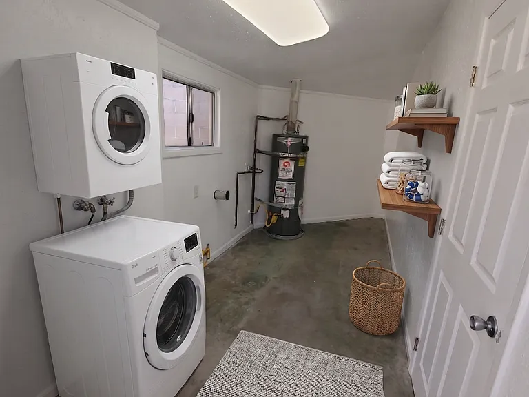 15552 Cornuta Ave — Photo 14