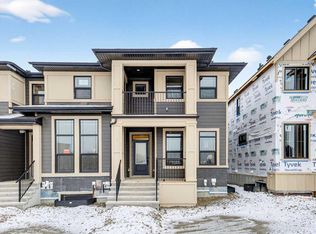 306 W Alpine Blvd, Calgary, AB T2Y0Y4