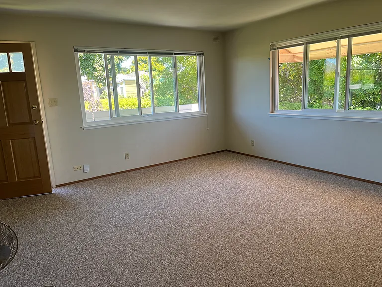 834 San Antonio Ave #E — Photo 5