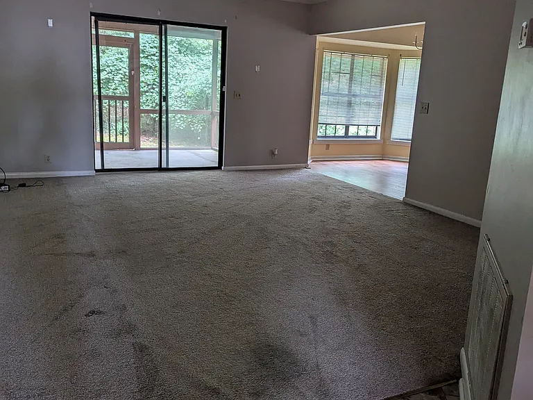 88 Wade Hampton Dr — Photo 4