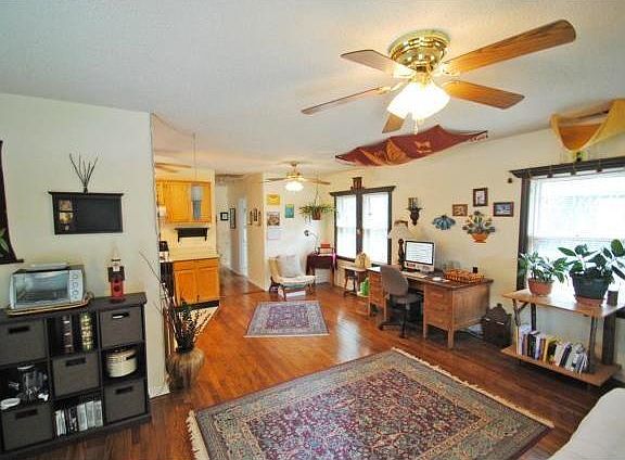 5th image of 7511 Jefferson St