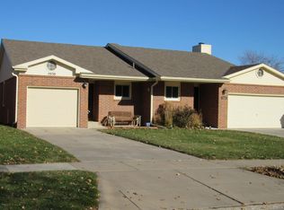 5930 Robin Rd #2, Lincoln, NE 68516