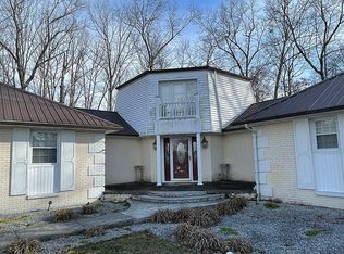 392 River View Dr, Liberty, KY