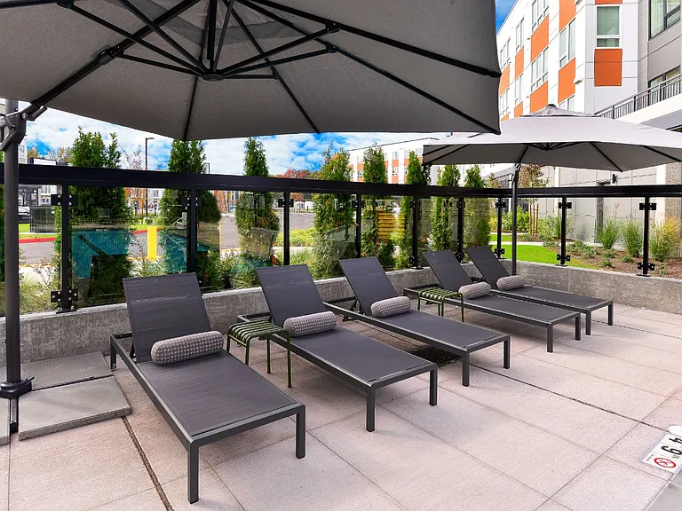 Midtown 64 Apartments — Photo 21