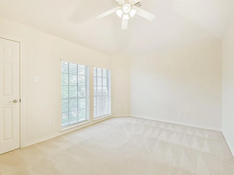 11918 Mariposa Canyon Dr — Photo 50
