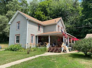 527 Sugarcreek Dr, Franklin, PA 16323