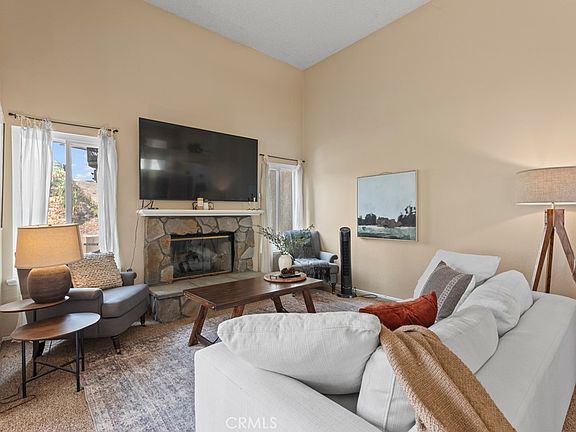 5th image of 29042 Jasmine Pl