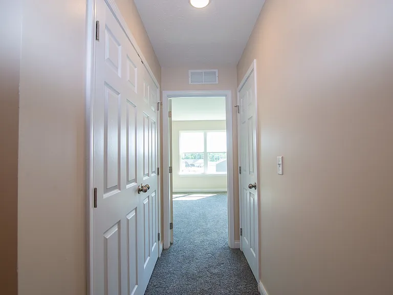 203 Dixon Cir — Photo 45