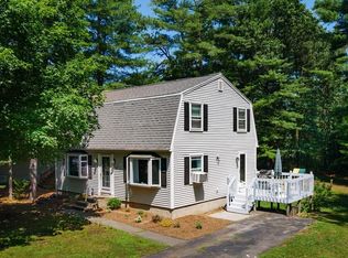 13 Coed Dr, Easthampton, MA 01027