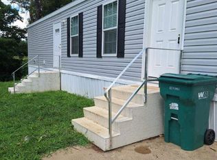 136 Jackson St #14, Hope, IN 47246