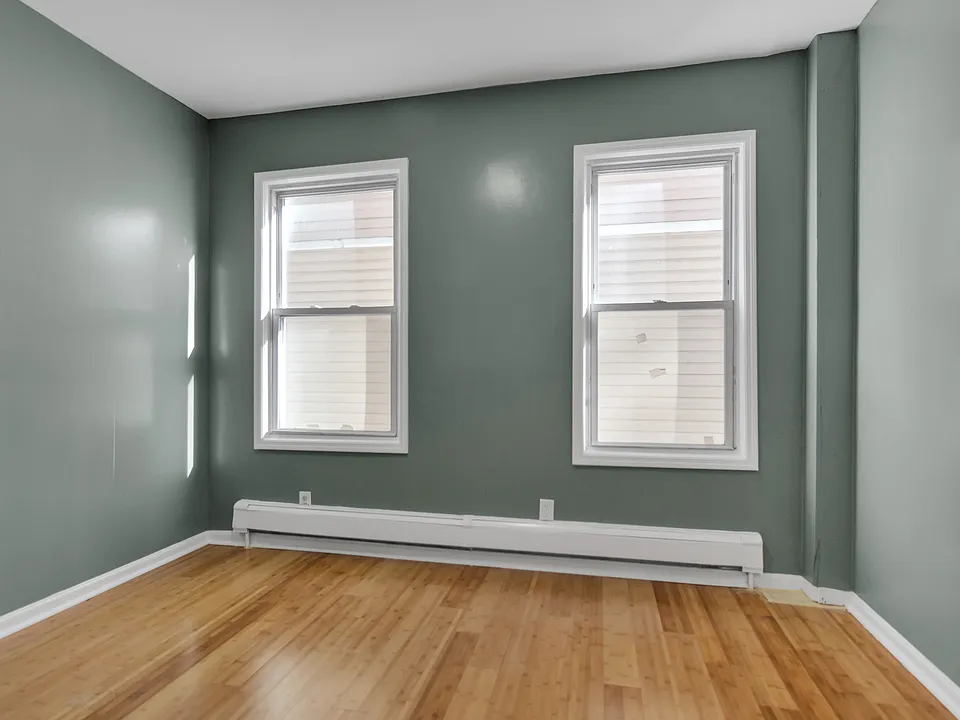 35 Coit St #1